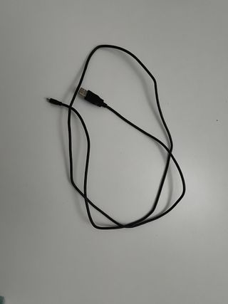 PS4 todos cables y sin mandos. (solo 1 no oficial)