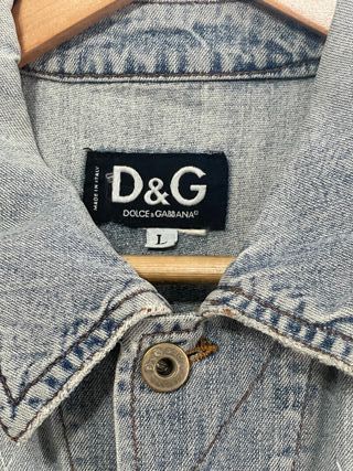 Chaqueta vaquera Dolce & Gabbana.