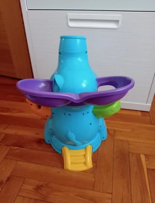 Elefantín Lanzabolitas de Playskool