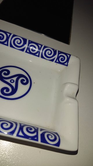 Cenicero porcelana celta Barreiros