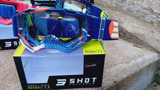 OCULOS ASSAULT 2.0 FOCUS LARANJA BRILHO