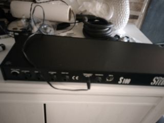 Digitech S100 Multi-Effects Rack – Muy buen estado