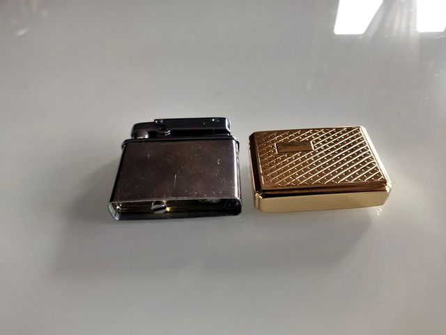 Encendedor a gasolina vintage