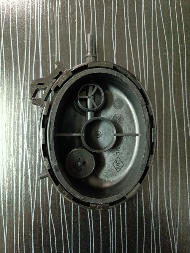 Tapa filtro diesel Citroen Peugeot