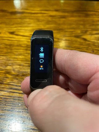 Huawei band 4