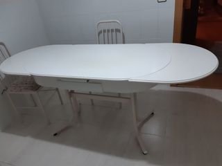 Mesa y sillas cocina 