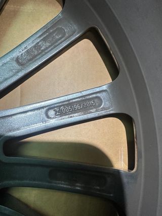 1 Llanta AMG multiradio, 20 pulgadas,ET 43.