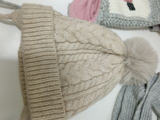 Lote Gorros y capotas  invierno niña