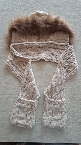 Conjunto de gorro y bufanda para niña