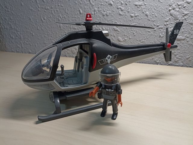 Helicóptero policía playmobil