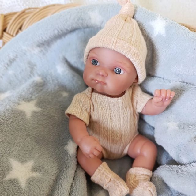 Bebé reborn mini. Oferta