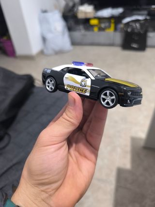 Chevrolet cámaro policía a escala 1/36
