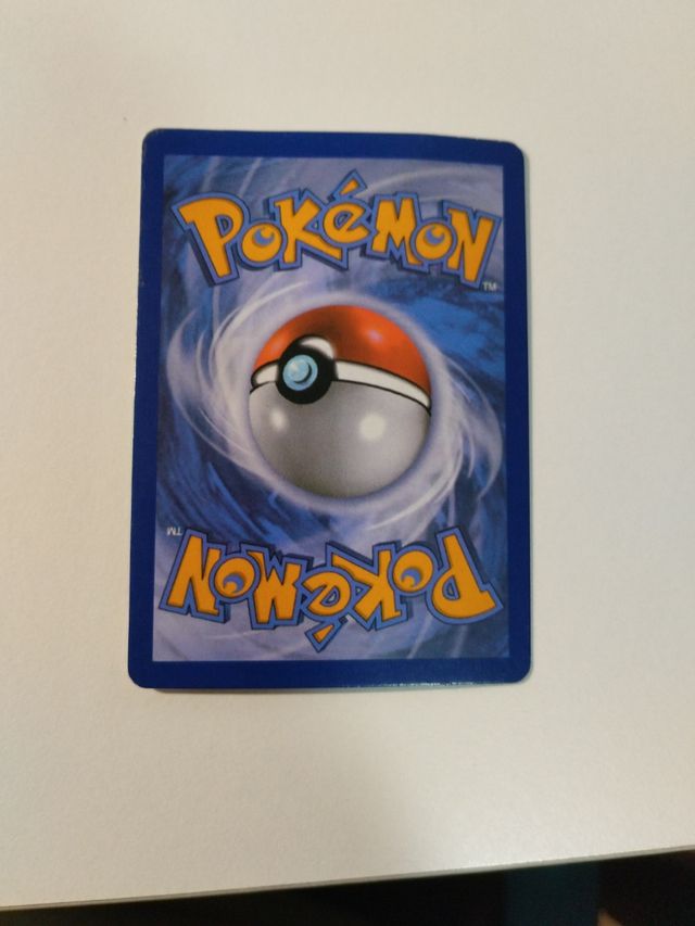 Carta Pokémon Charizard V astro arco