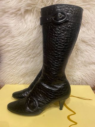 Botas altas de piel