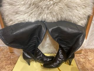Botas altas de piel
