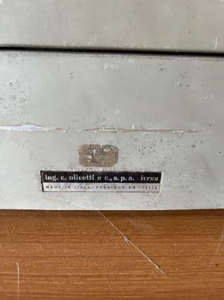 Macchina da scrivere Olivetti Lexikon 80 restauro