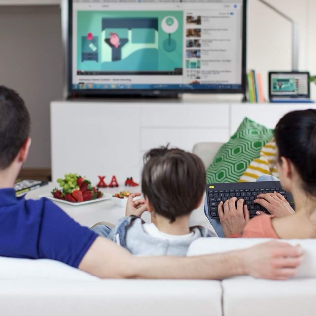 Logitech K400 Plus Tastiera Wireless Touch TV, Fac