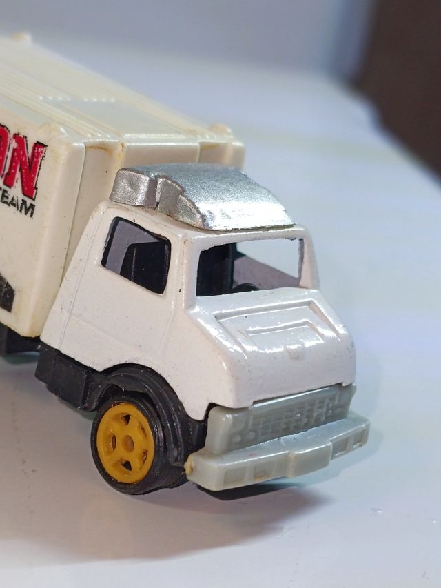 CAMION 1/64 PUBLICIDAD