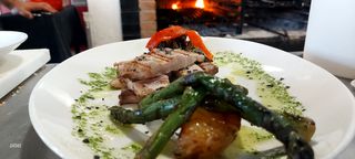 Camarero/a Y cocinero/a con experiencia
