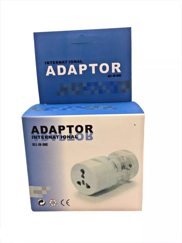 Adattatore di alimentazione internazionale universale