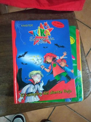 Kika Superbruja y la aventura espacial (Kika Superbruja / Kika Superwitch) (Spanish Edition)