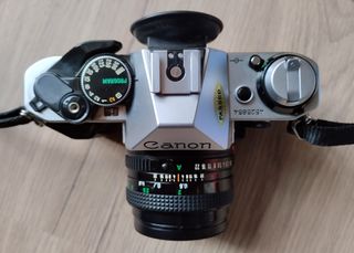 Canon AE1 program con teleobjetivo 28-210