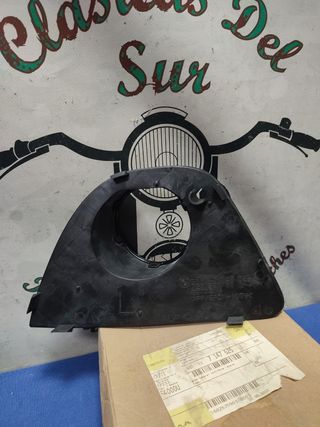 BMW 3 E46, Moldura/rejilla de la luz antiniebla