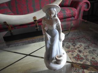 Porcelana lote 2 señoritas