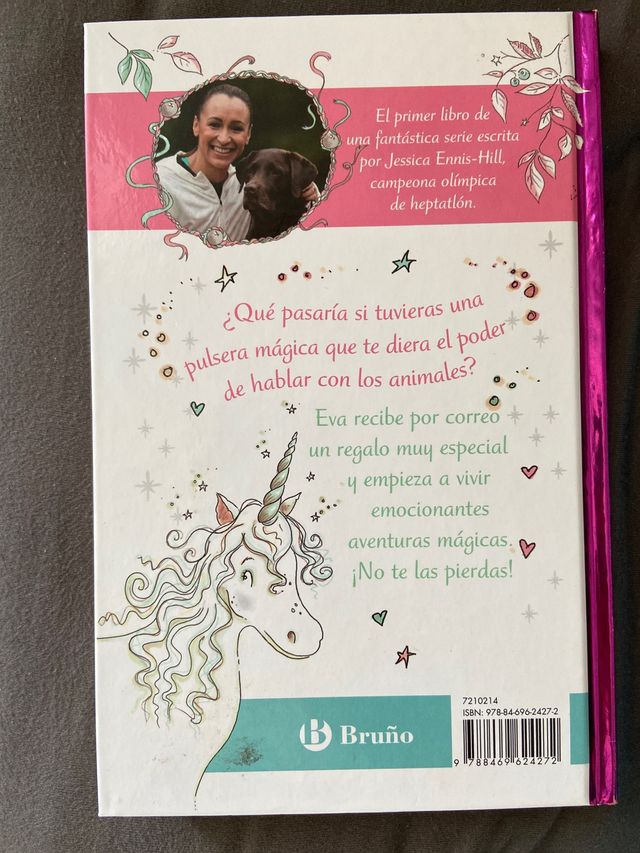 La pulsera mágica de Eva, 1. El unicornio plateado