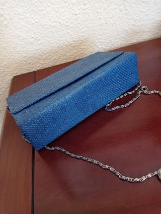 Bolso cartera con cadena azulón  azafata