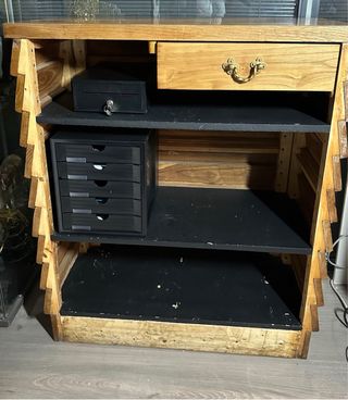 recepcion barra madera natural