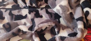 Pijama de una pieza camuflaje 12/13 años