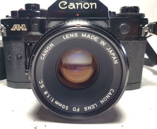 Canon A- 1 con objetivo Canon f=50mm/1:1,8 S.C.