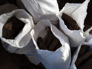 Sacos de leña Seca. Santo Tomé del Puerto