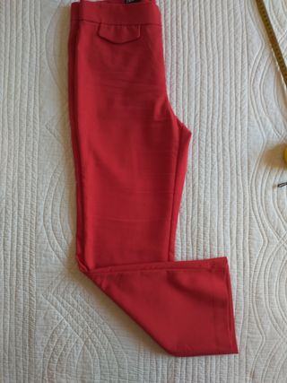 Pantalón rojo