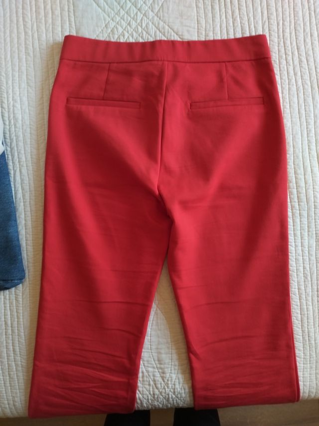 Pantalón rojo