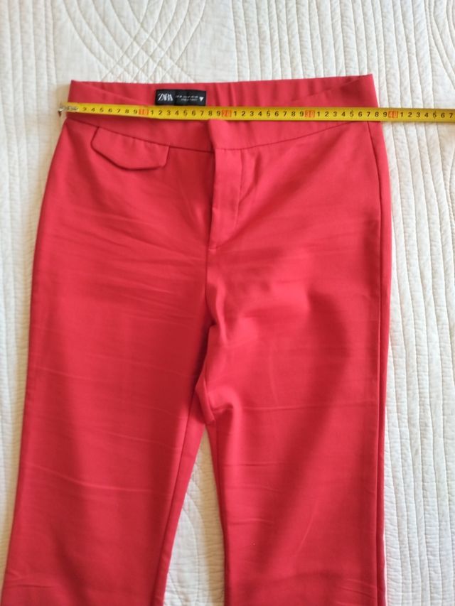 Pantalón rojo