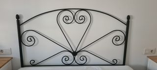 Cabecero de forja cama matrimonio.