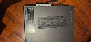 Torre de ordenador Lenovo IdeaCentre + teclado y r