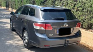 Toyota Avensis 2009