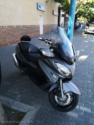 Suzuki Burgman 650 abs