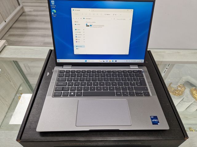 DELL LATITUDE 7440 i7 13 generacion
