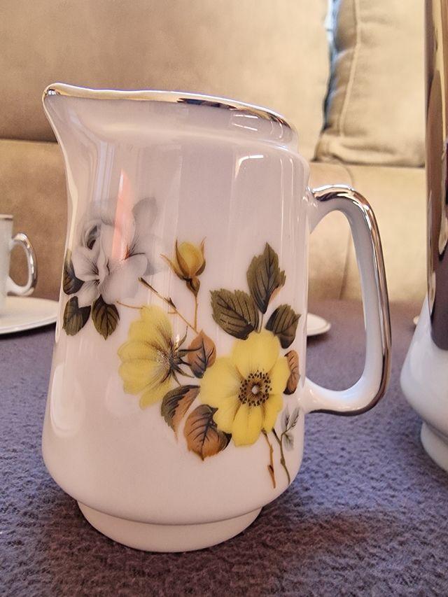 Juego de café de porcelana