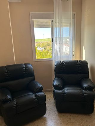 Dos Sillones de Masaje en Ecija(Sevilla)