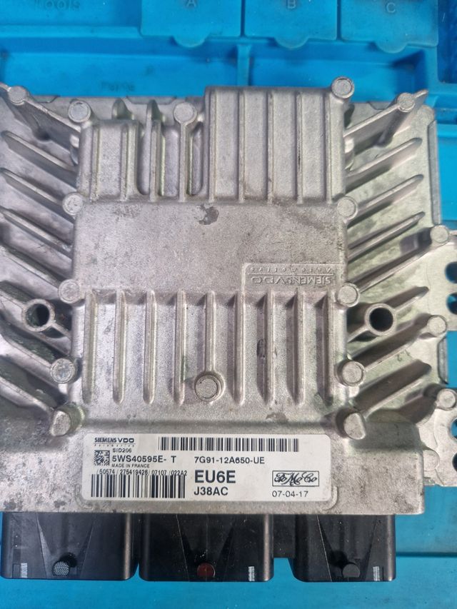 Centralita Ford 5WS40595E-T