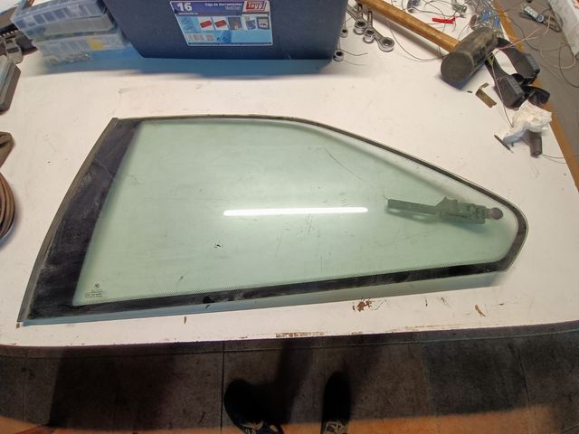 Cristal trasero BMW e36 coupé