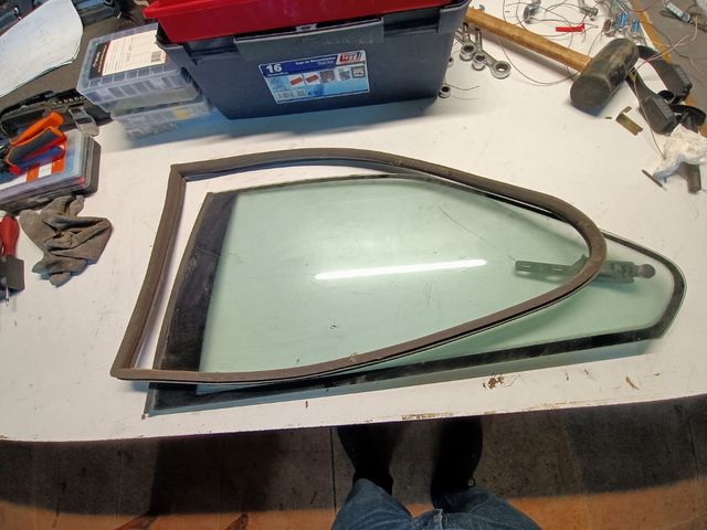 Cristal trasero BMW e36 coupé