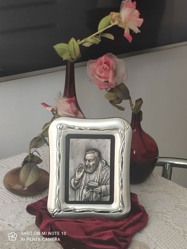 Quadro sacro di Padre Pio in metallo 