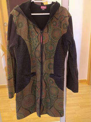 Cazadora larga shambala