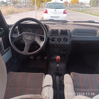 Peugeot 205 Roland Garros